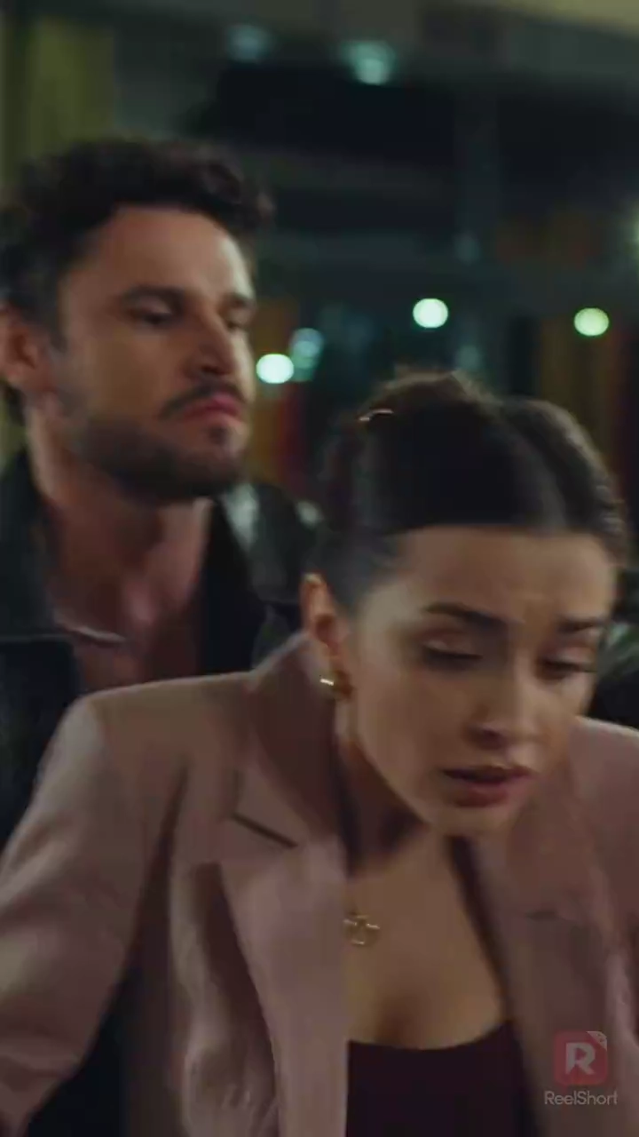 (พากย์) ผู้หญิงจุดชนวนสงครามรูปภาพ