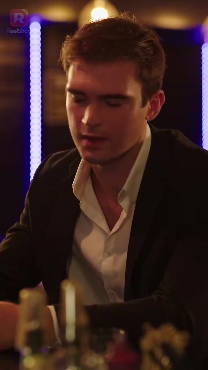 ภรรยาตามสัญญาของซีอีโอรูปภาพ