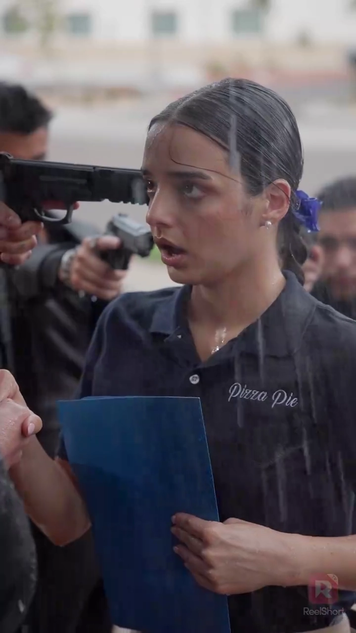 พันธะรักในเงามืดรูปภาพ