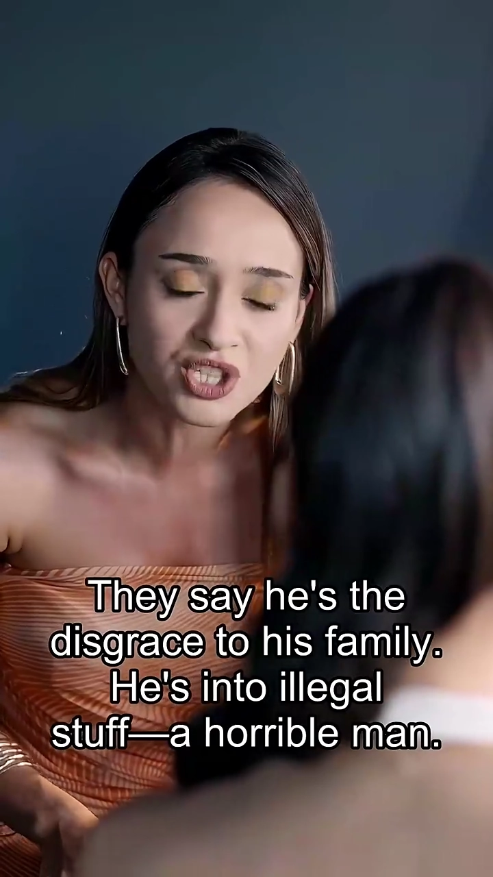 A BILLIONAIRE'S DOUBLE LIFEPhoto