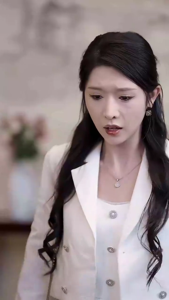 The Guardian's Heart: Through The ShadowsPhoto